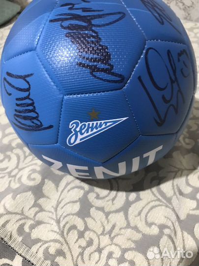 Футбольный мяч