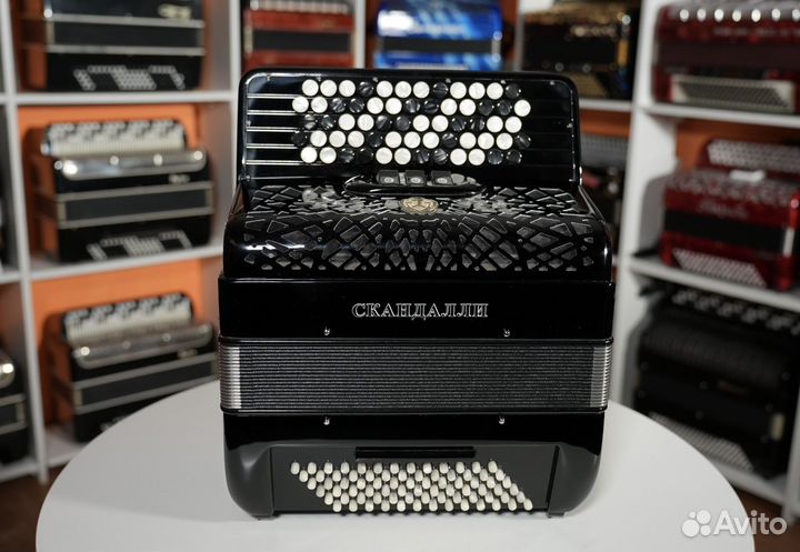 Баян Scandalli C 231 готово-выборный