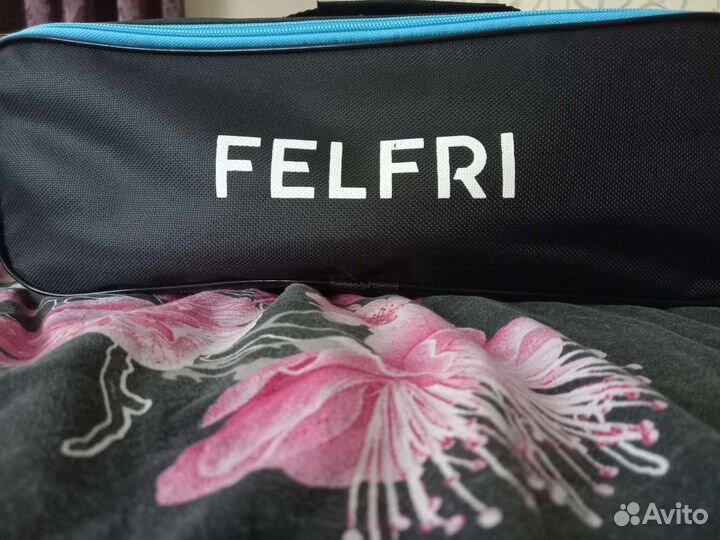 Автомобильный пылесос