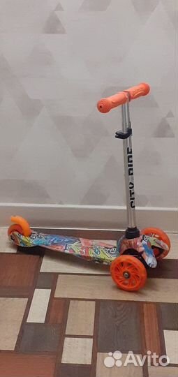 Самокат детский трехколесный бу