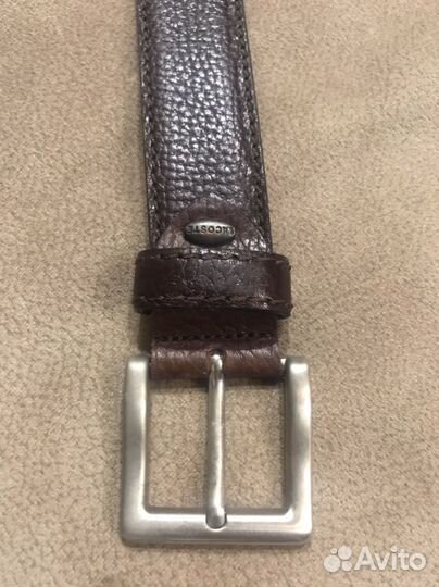 Мужской кожаный ремень Lacoste