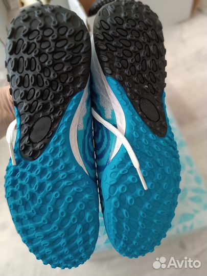 Футбольные шиповки