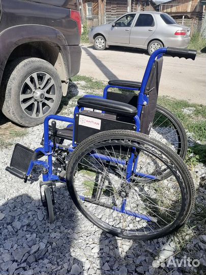 Инвалидная коляска
