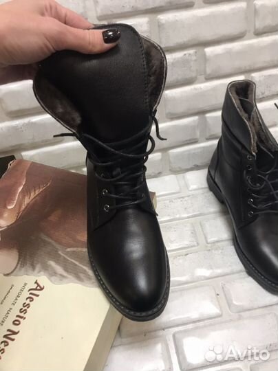 Новые зимние ботинки 39 размер нат.кожа/нат.мех