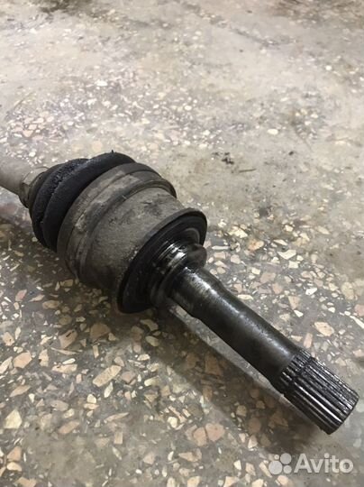 Привод правый Suzuki Grand Vitata