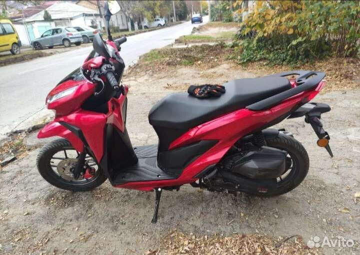 Хонда Click байк мотоцикл скутер