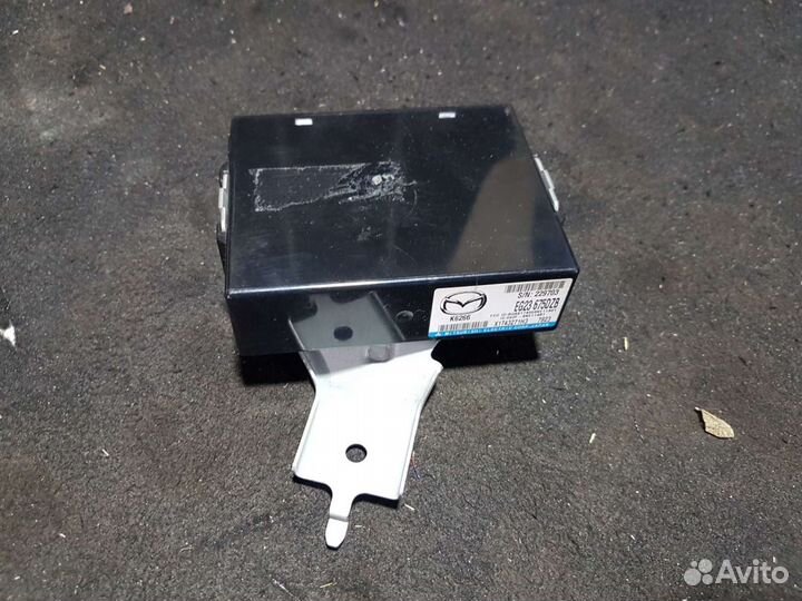 Блок управления дверьми Mazda CX-7 (2006-2012)