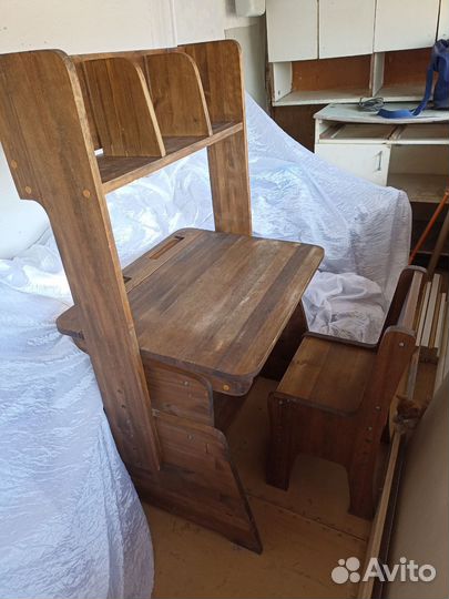 Растущая парта и стул