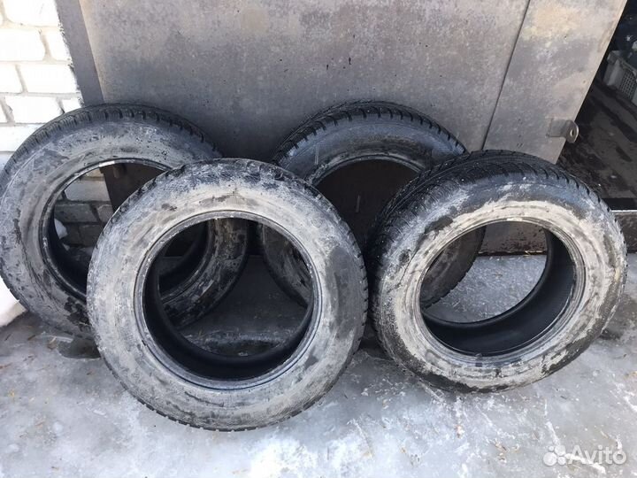 Gislaved Nord Frost 5 235/65 R17