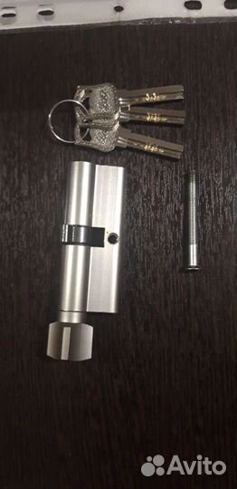 Личинка для замка