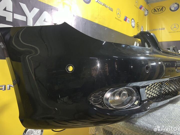 Передний бампер на w219