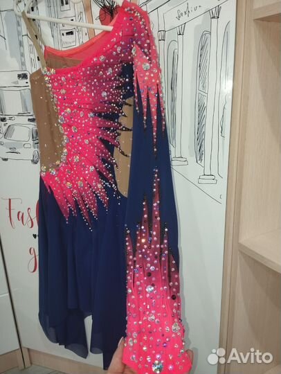 Костюм платье для фигурного катания