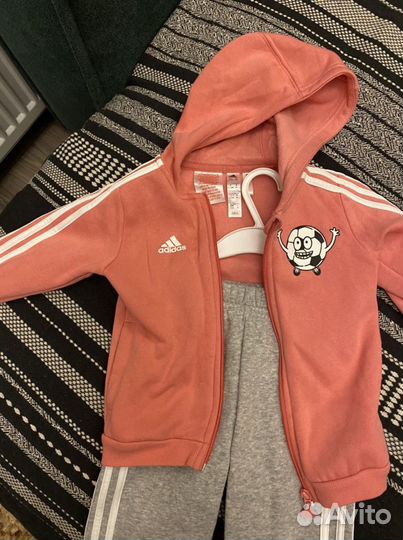 Спортивный костюм adidas для девочек