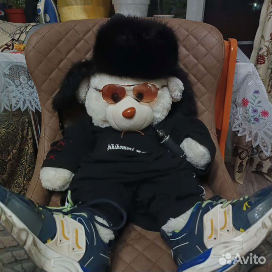 Медведь hikikomori kai limited