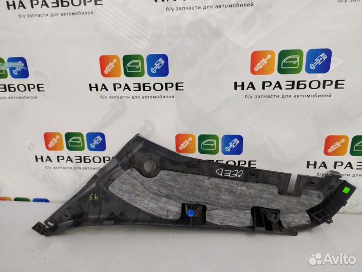 Накладка на стойку внутренняя задняя правая Kia