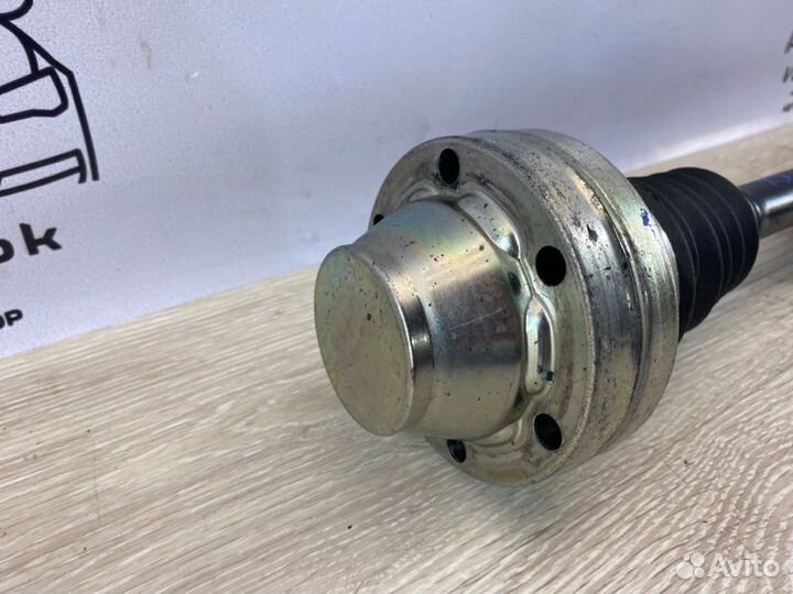 Привод передний передний Audi Q7 4L 3.0 CGW 2011