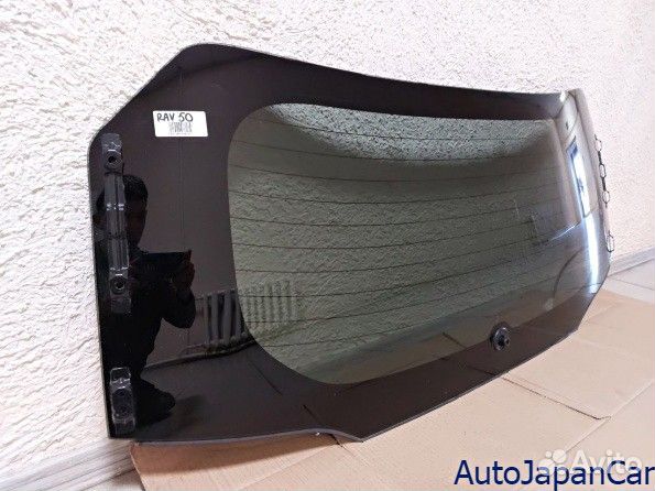 Стекло крышки багажника Тойота рав 4 50 2018-2023
