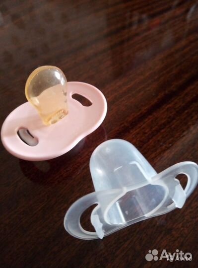 Соска-пустышка Avent Philips + клипса для пустышки