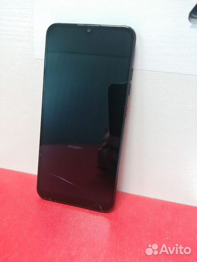 Телефон. ZTE V10 vita 2/32