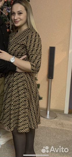 Платье женское