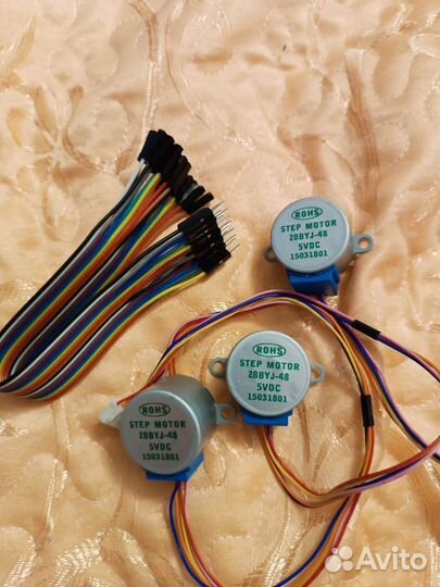 Шаговые двигатели с драйверами