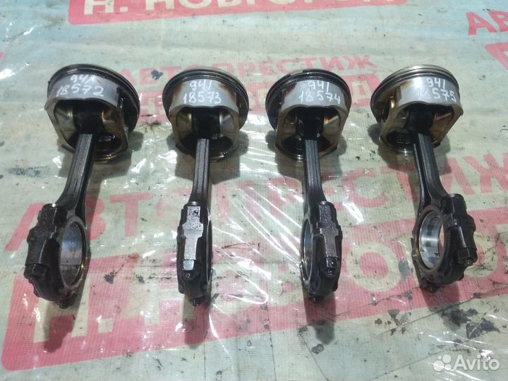 Поршень двигателя 4G18 Митсубиси Лансер 9