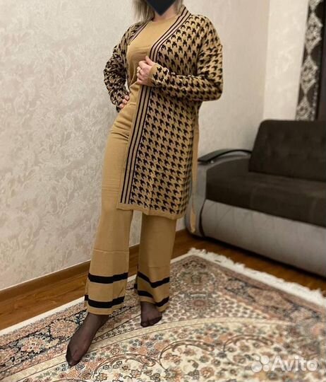 Женская одежда