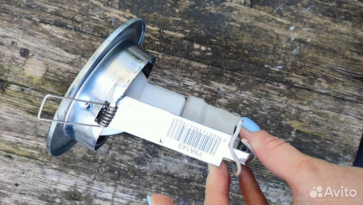 Светильник потолочный встраиваемый