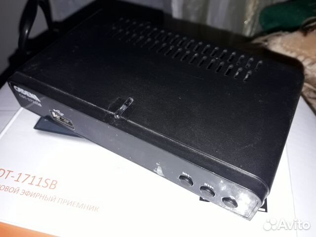 Ресивер цифрового тв cadena cdt-1711sb