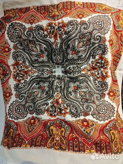 Павловопосадские платки 2 шт. новые одним лотом