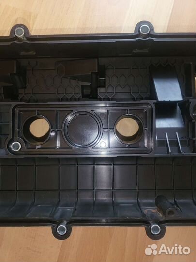 Клапанная крышка Ford Mondeo 4 2.3 Mazda 3.5.6