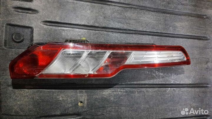 Задний левый стоп Форд Кастом