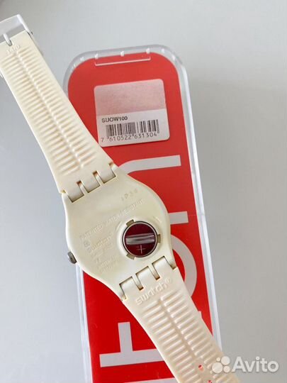 Наручные часы swatch suow100