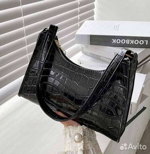 Сумка клатч багет чёрный белый зебра