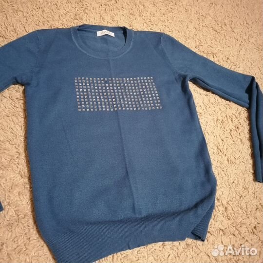 Свитер женский