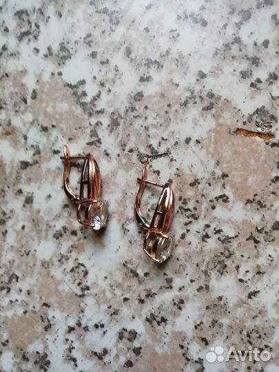 Золотые серьги 585 пробы