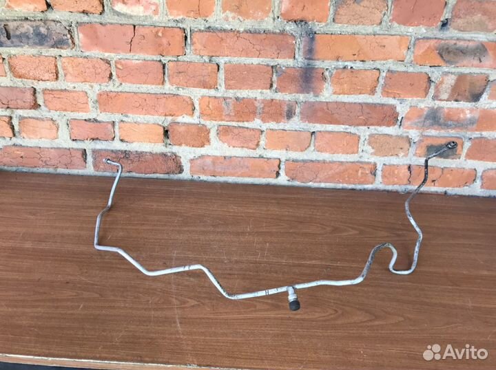 Трубка кондиционера 3.0 тонкая Mitsubishi Pajero 4