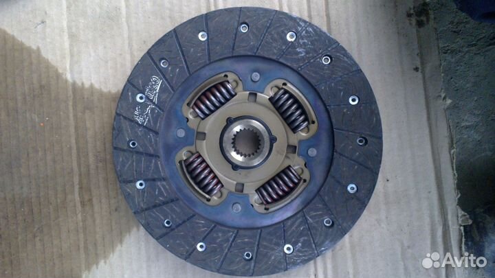 Диск сцепления Valeo 803489 (TY-17)