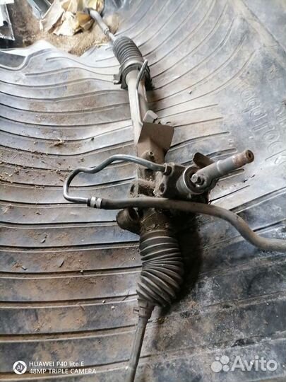 Рулевая рейка на тойота фанкарго