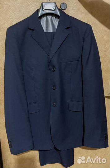 Костюм-двойка на мальчика синий полушерстяной, 158