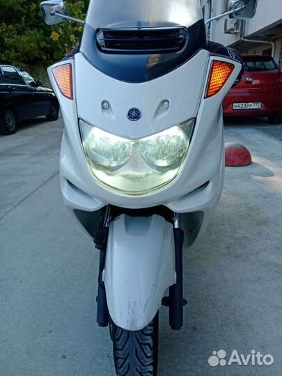 Yamaha majesty 250