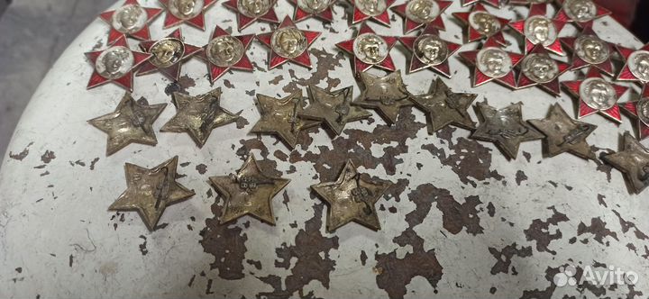 Значок октябренка