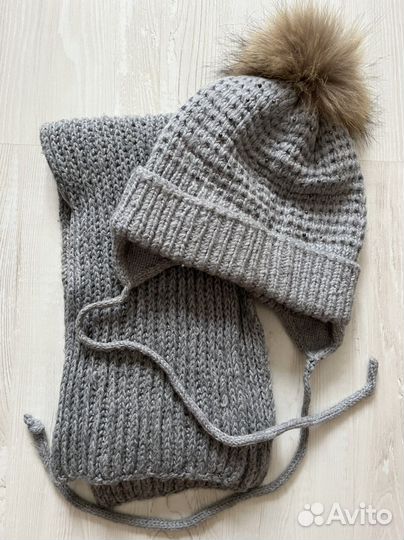 Комплект шапка и шарф для девочки