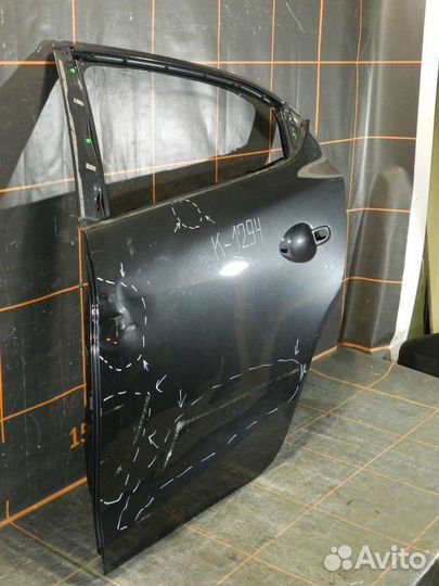 Дверь задняя левая - Mazda 3