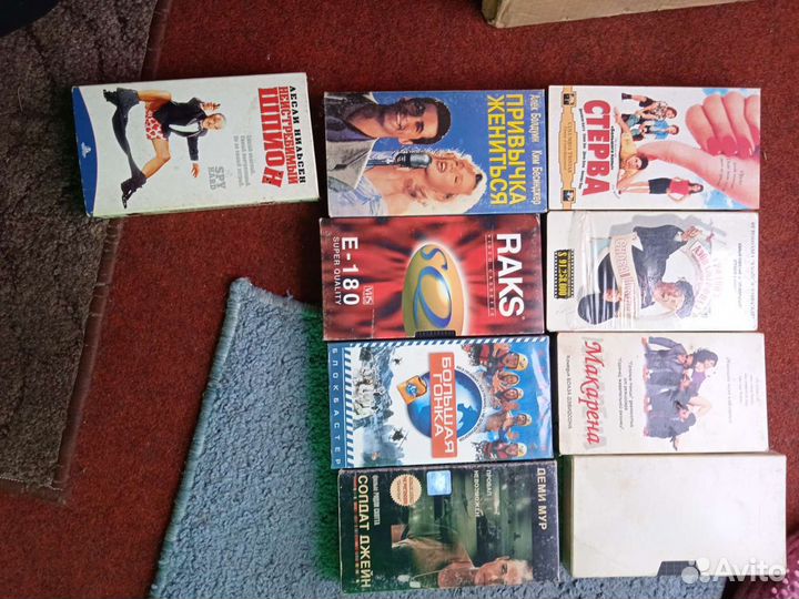 Видеокассеты