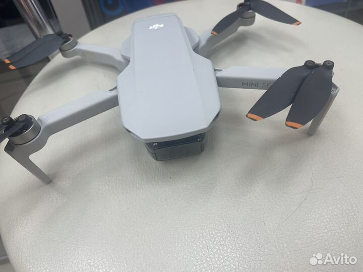 Квадрокоптер dji mini se