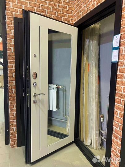 Двери металлические входные