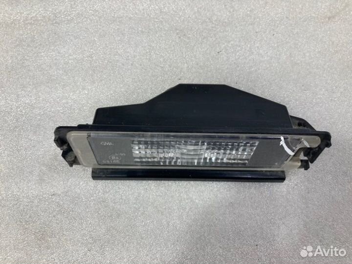 Фонарь подсветки номера Renault Logan 2 седан K7MA