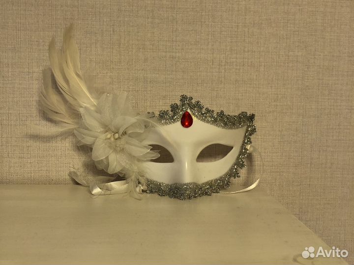 Маски карнавальные венецианские