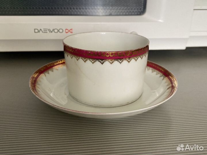 Чашка с блюдцем фарфор